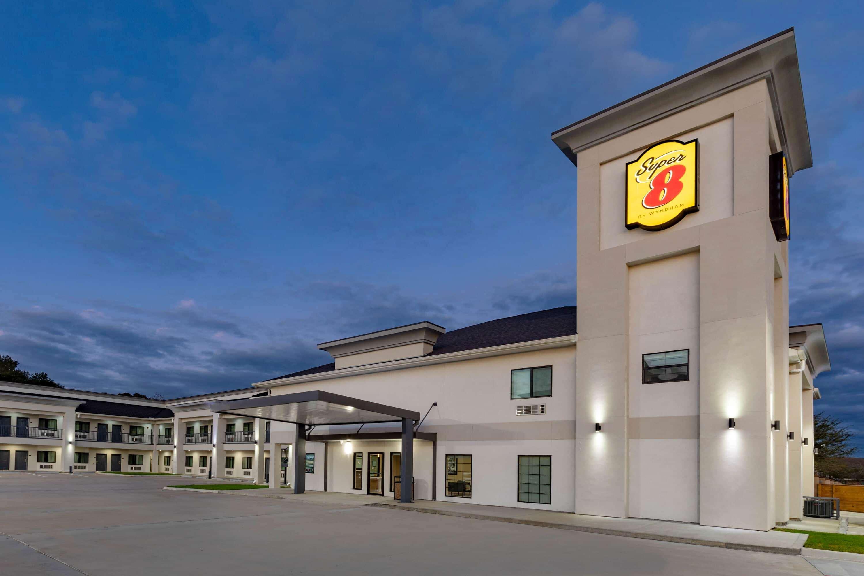 Super 8 By Wyndham Houston Nw Beltway 8-West Rd Hotell Eksteriør bilde