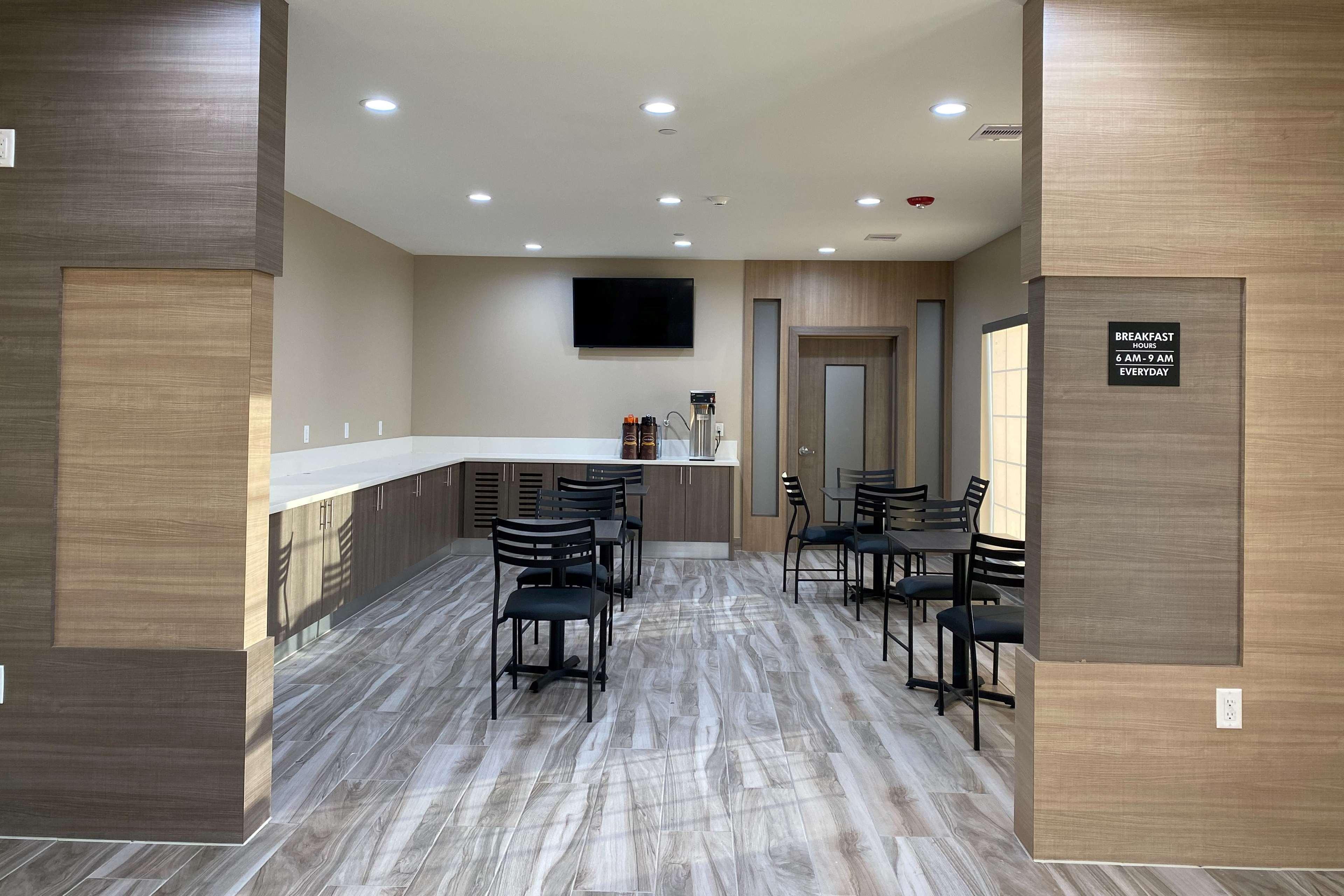 Super 8 By Wyndham Houston Nw Beltway 8-West Rd Hotell Eksteriør bilde